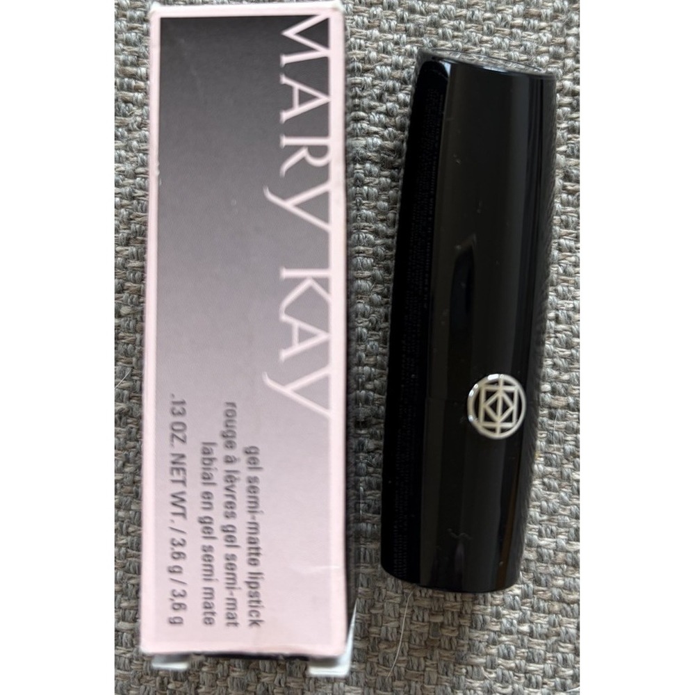 Mary Kay Gel Semi-Shine Lipstick Haute Pink Full Size 094636 New In Box